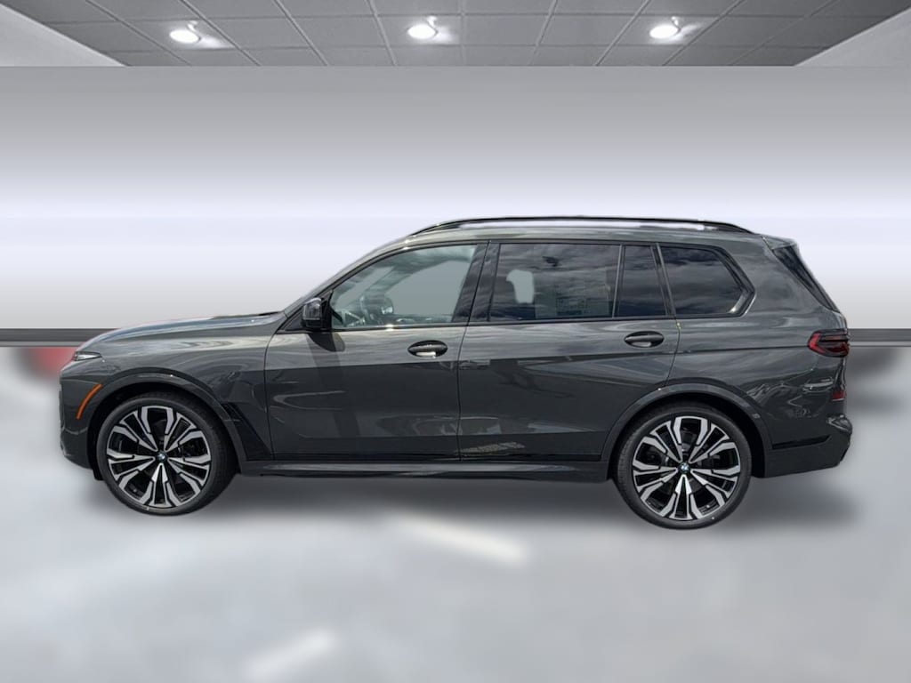 New 2027 BMW X7 M60i SUV