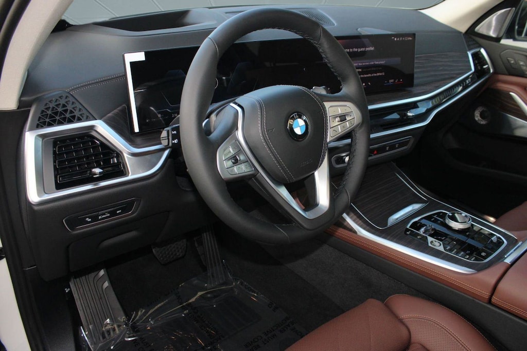 New 2026 BMW X7 xDrive40i SUV