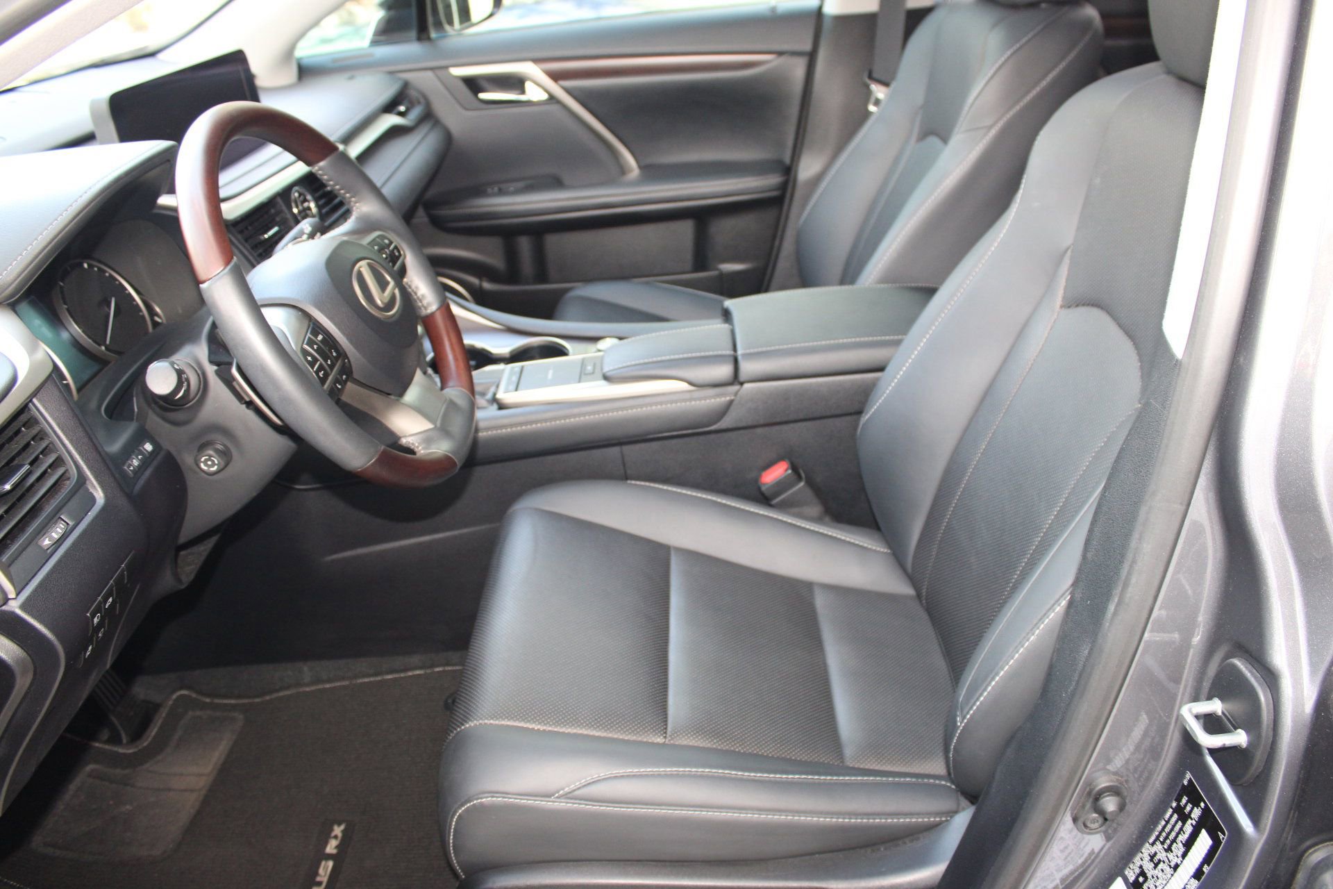 2022 Lexus RX 350 photo 4