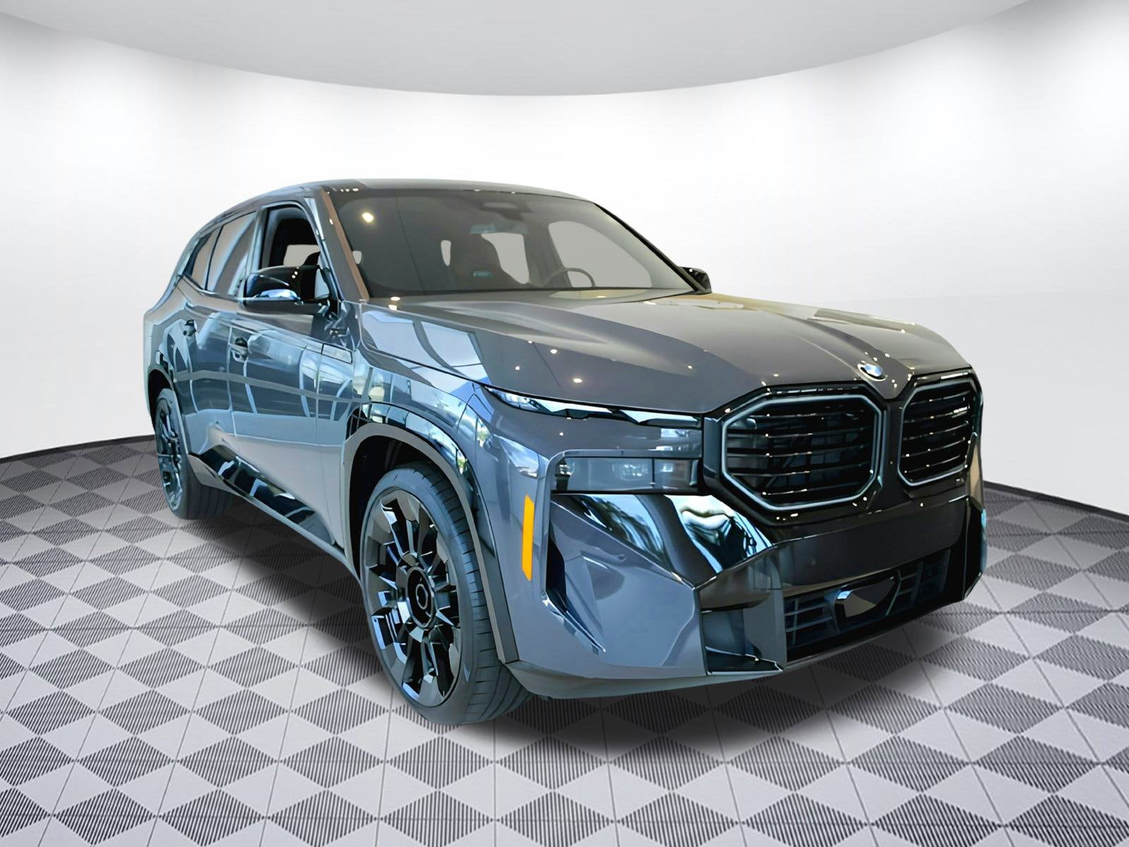 Used 2025 BMW XM Base with VIN 5YM23CS03S9Y07889 for sale in Fort Myers, FL