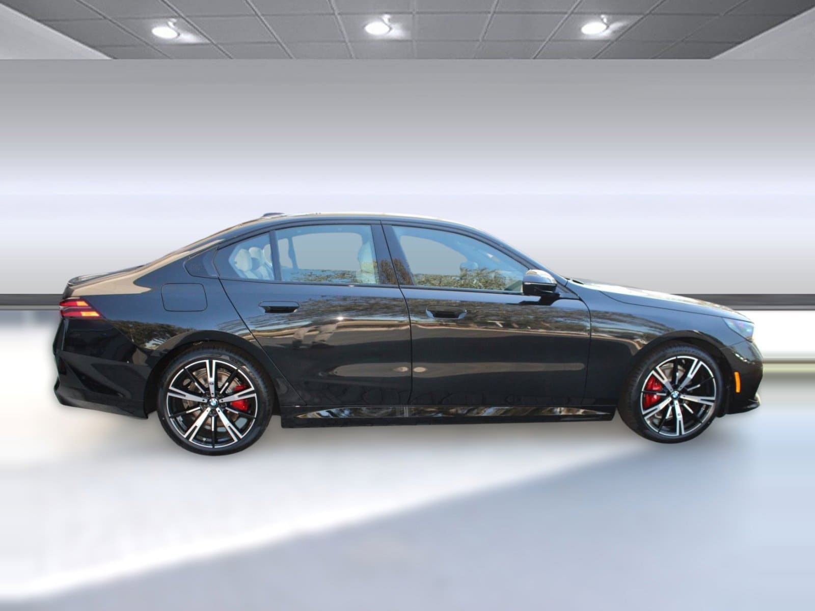 2026 BMW 5 Series 530i - Photo 8
