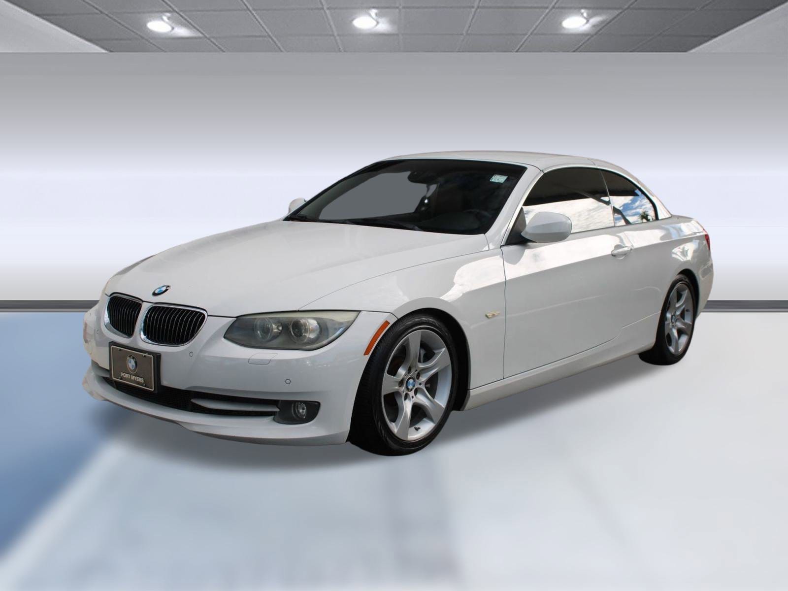 2011 BMW 3 Series 335i's photo