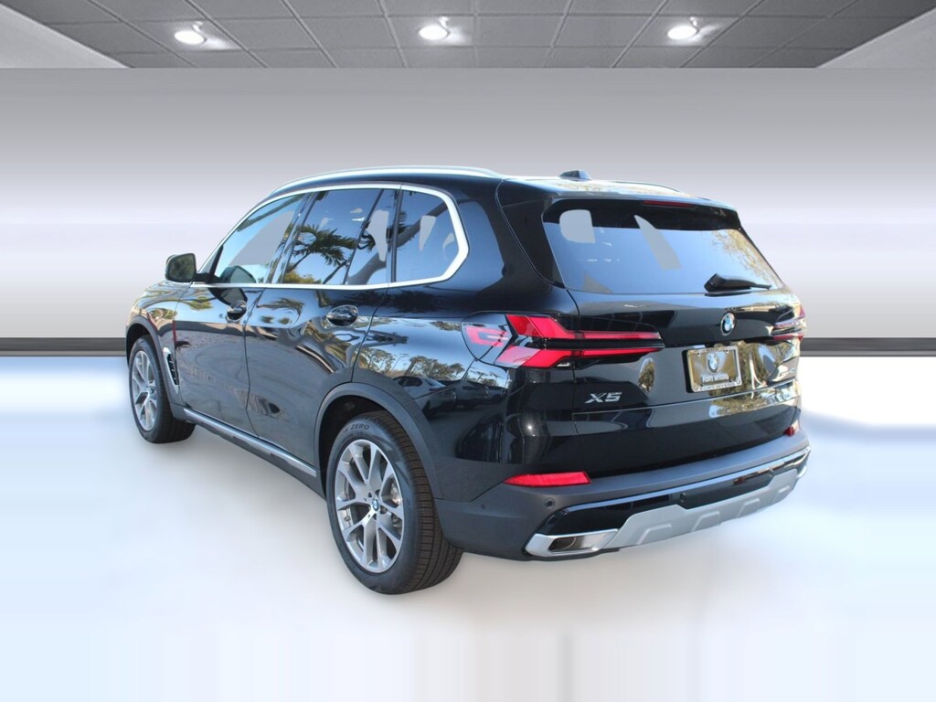 New 2026 BMW X5 xDrive40i SUV