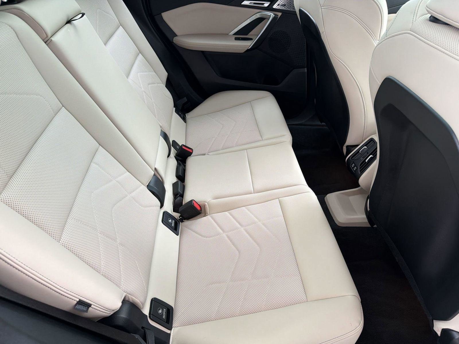 2025 BMW X1 28i - Photo 29