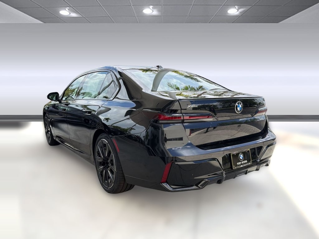 New 2026 BMW 740i xDrive Sedan