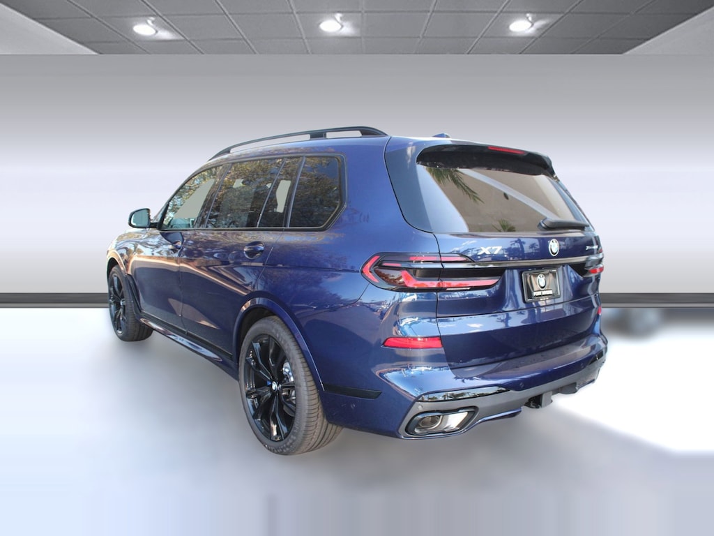 New 2026 BMW X7 xDrive40i SUV