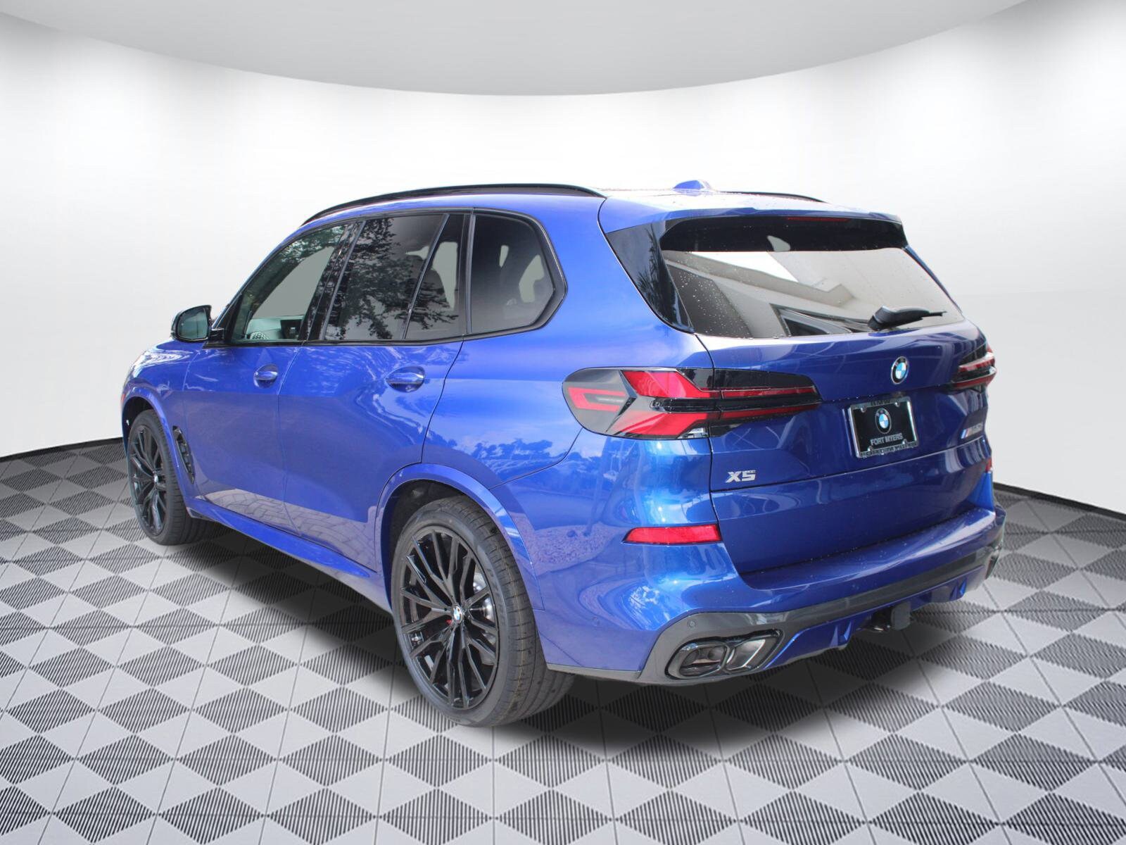 2026 Bmw X5 M60i photo 3
