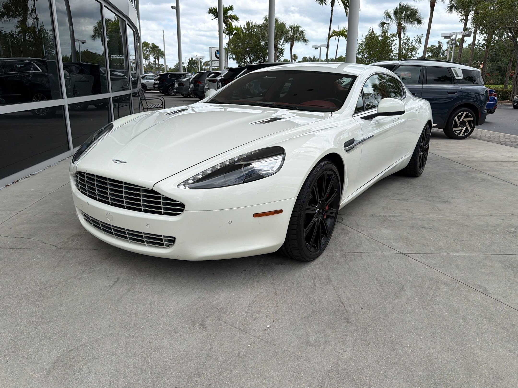 2012 Aston Martin Rapide Rapide Luxury's photo