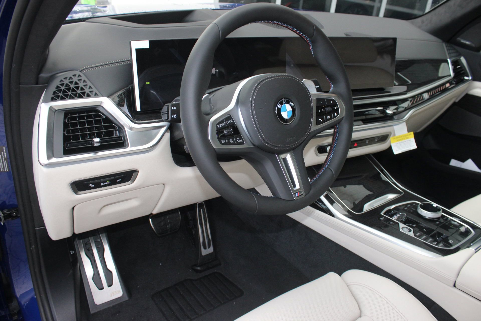 2026 Bmw X7 M60i photo 4