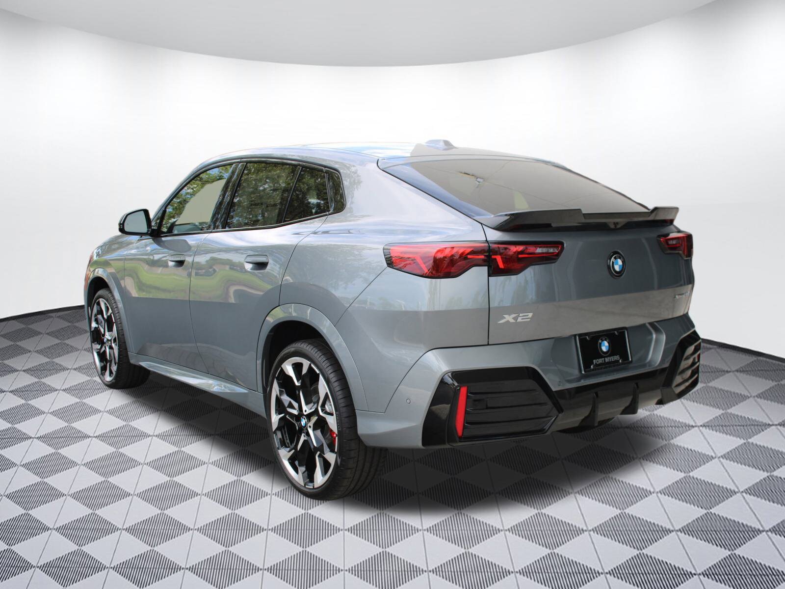 2026 Bmw X2 xDrive28i photo 3