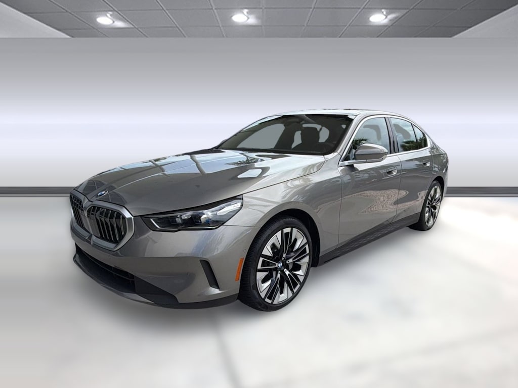 Used 2025 BMW 530i Sedan