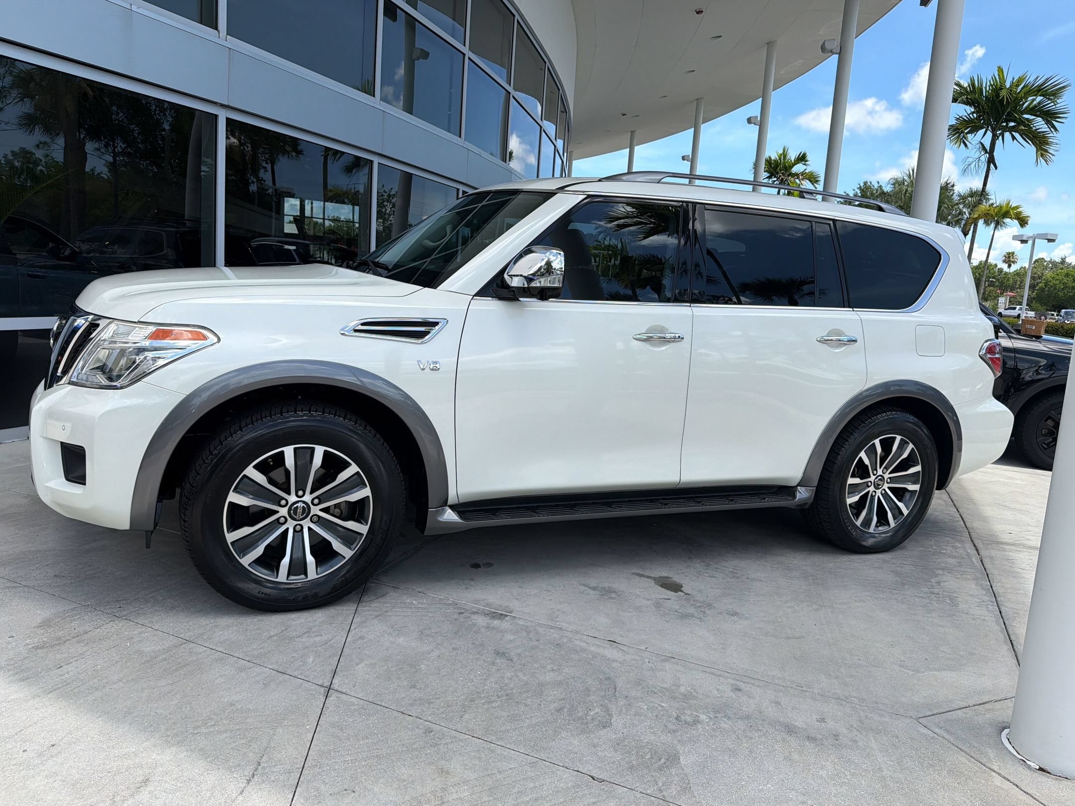 Armada SL SUV