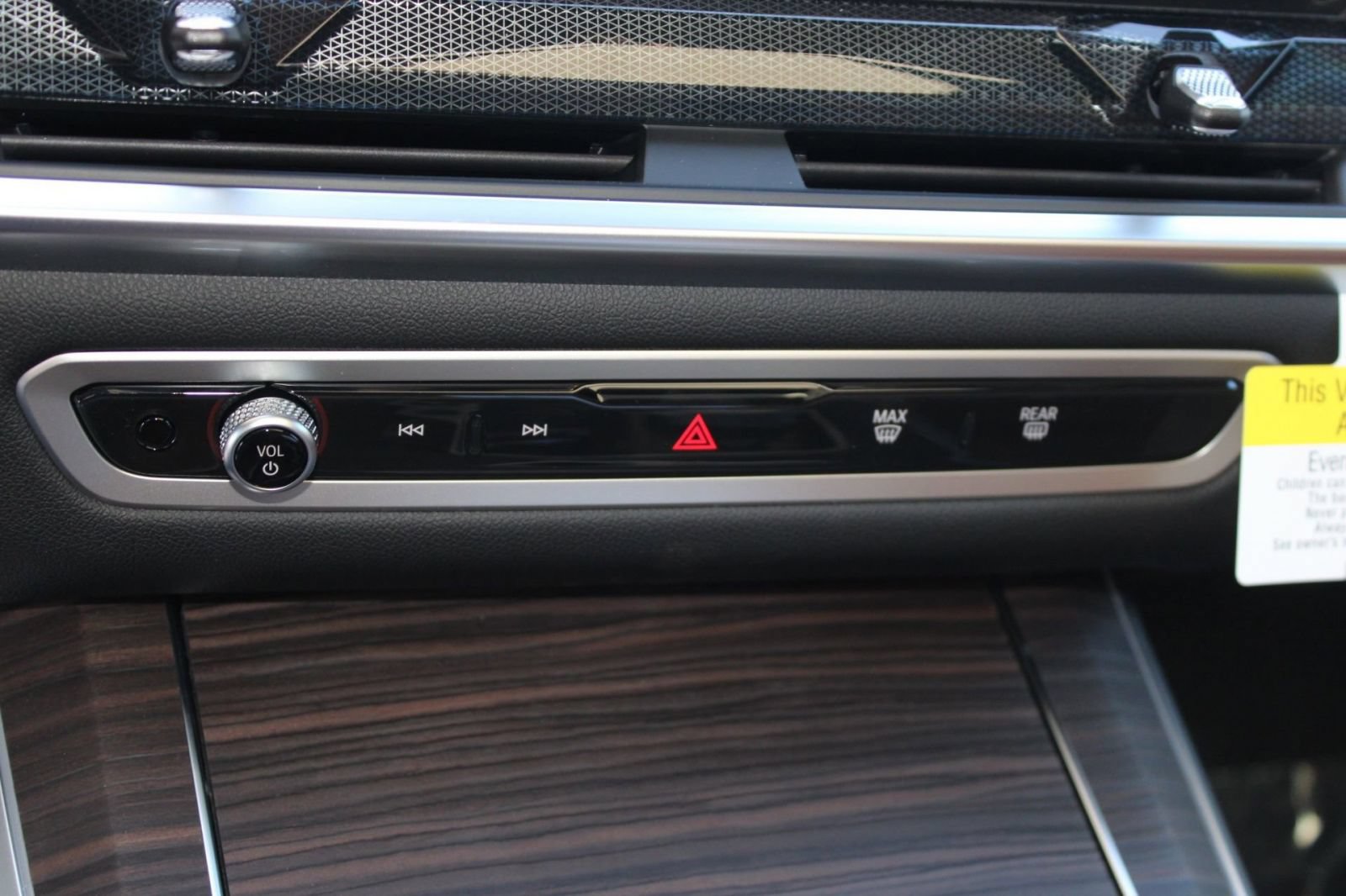 2026 BMW X5 50e - Photo 20