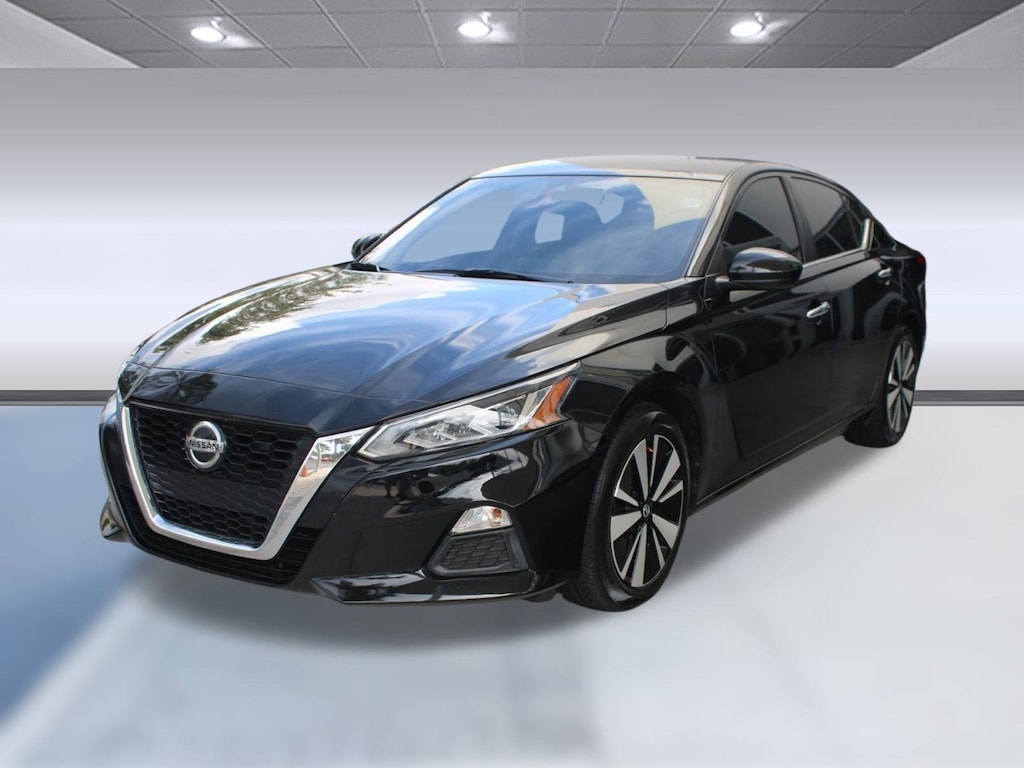 Used 2021 Nissan Altima 2.5 SV Sedan