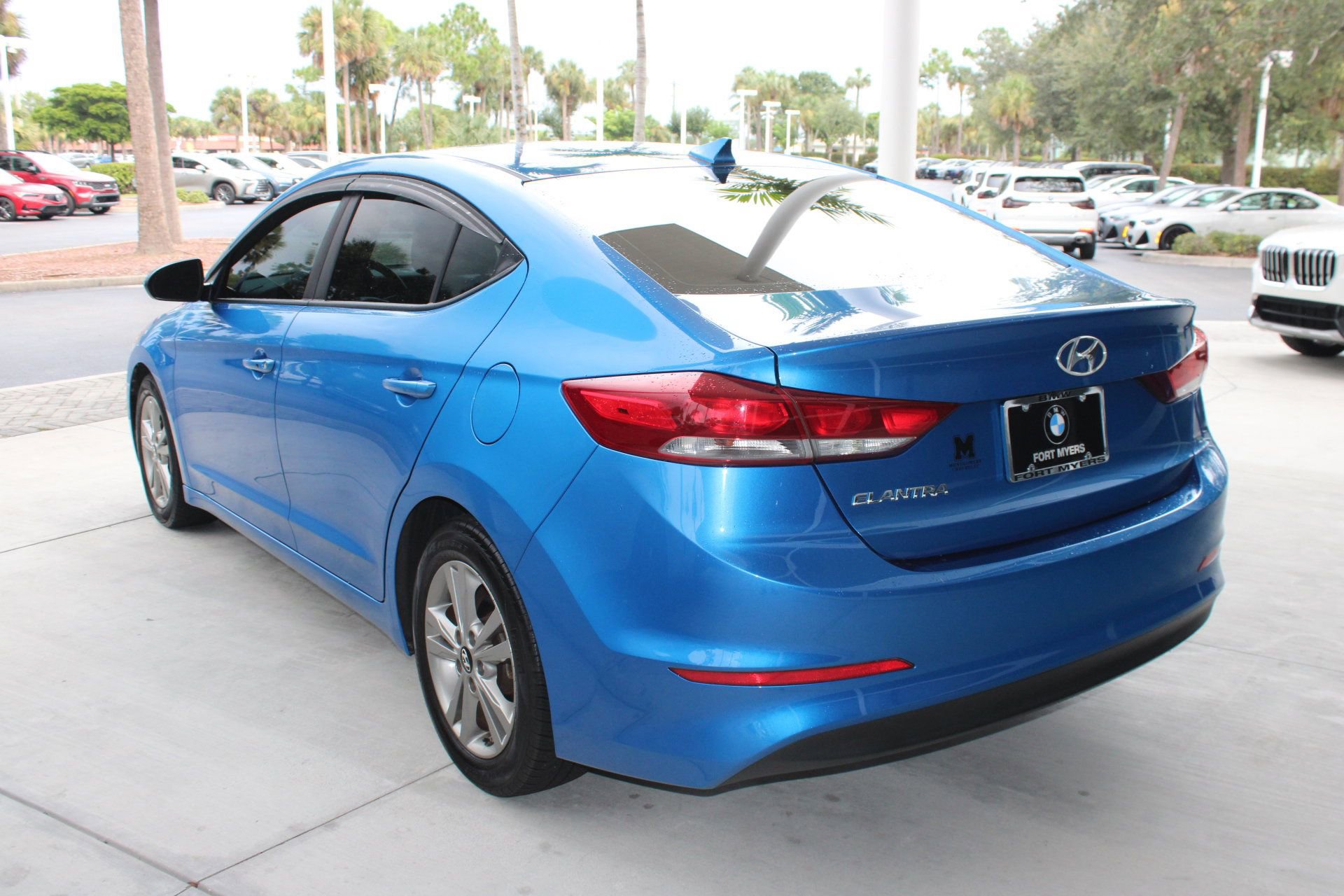 2018 Hyundai Elantra Value Edition photo 2