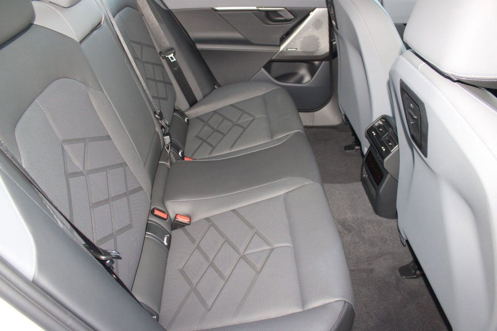 2026 BMW 5 Series 530i - Photo 28