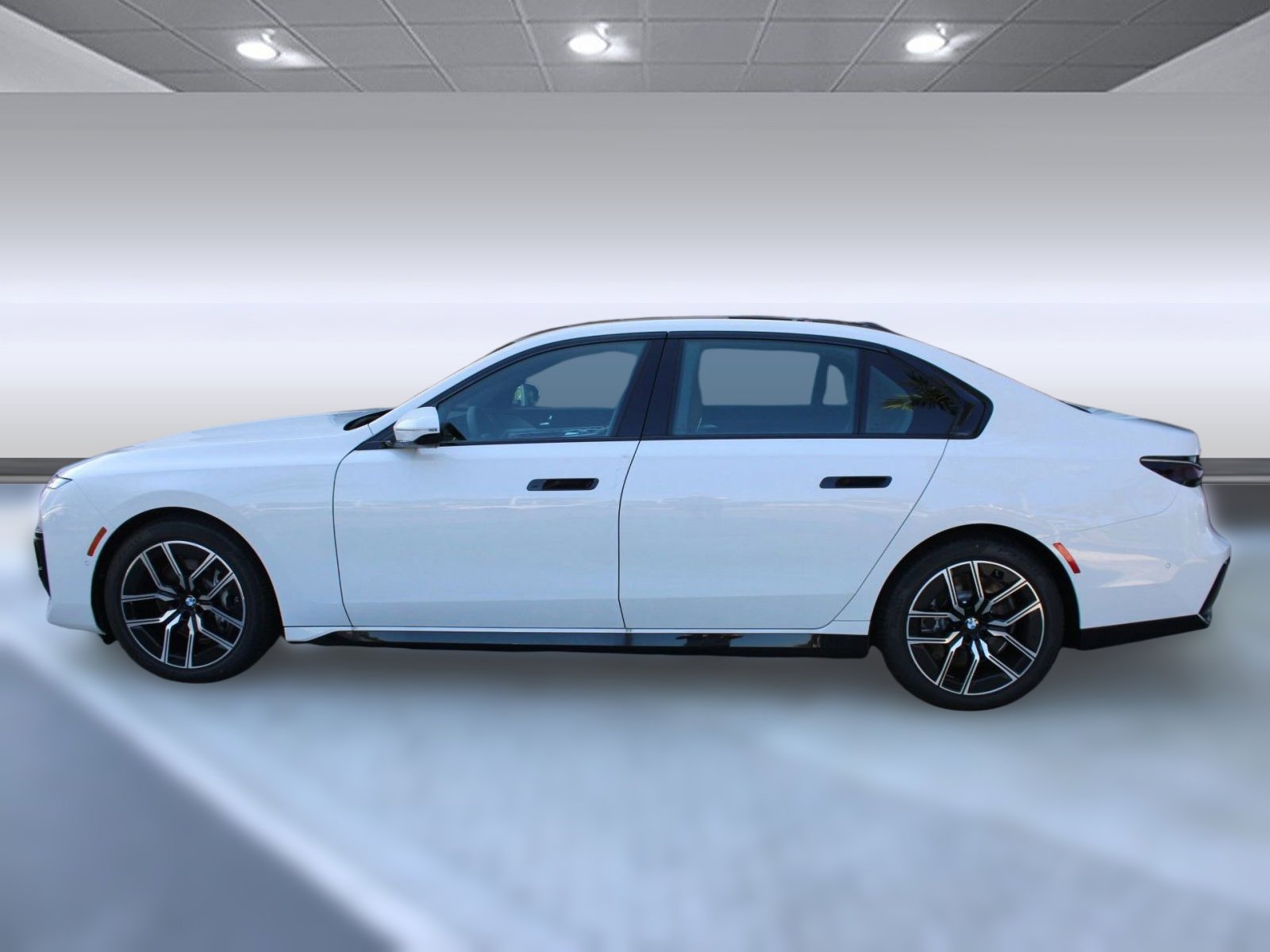 Used 2025 BMW i7 50 with VIN WBY43EJ01SCV11284 for sale in Fort Myers, FL