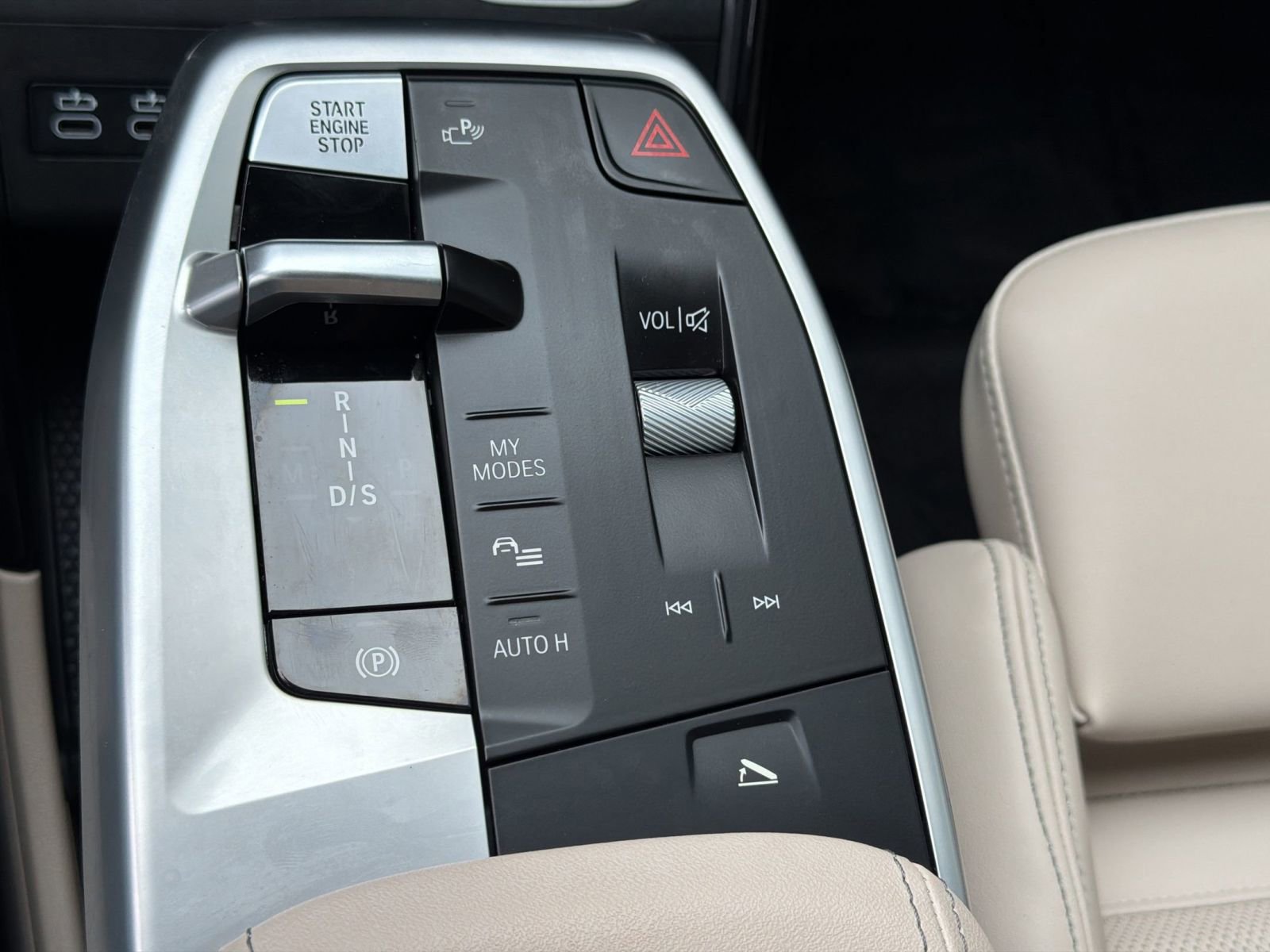 2025 BMW X1 28i - Photo 20