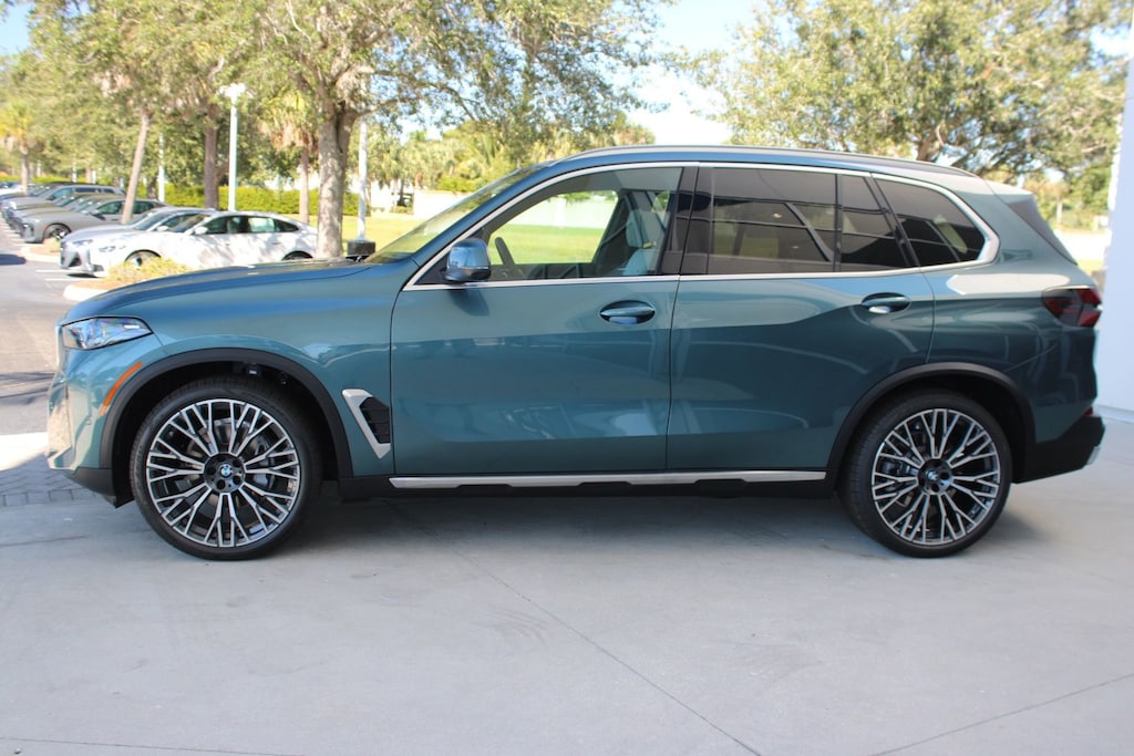 New 2026 BMW X5 sDrive40i SUV