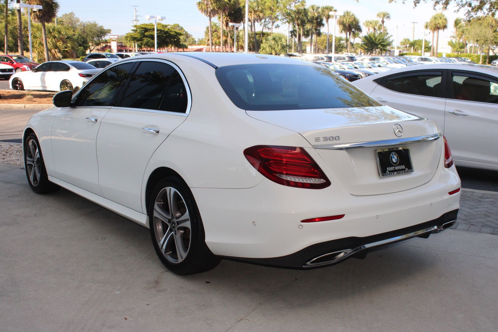 2019 Mercedes Benz E 300 Sedan photo 3