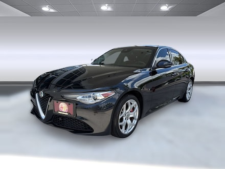2020 Alfa Romeo Giulia Ti Sedan TL7630480