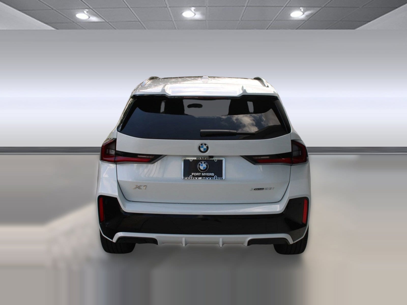 2025 BMW X1 28i - Photo 10