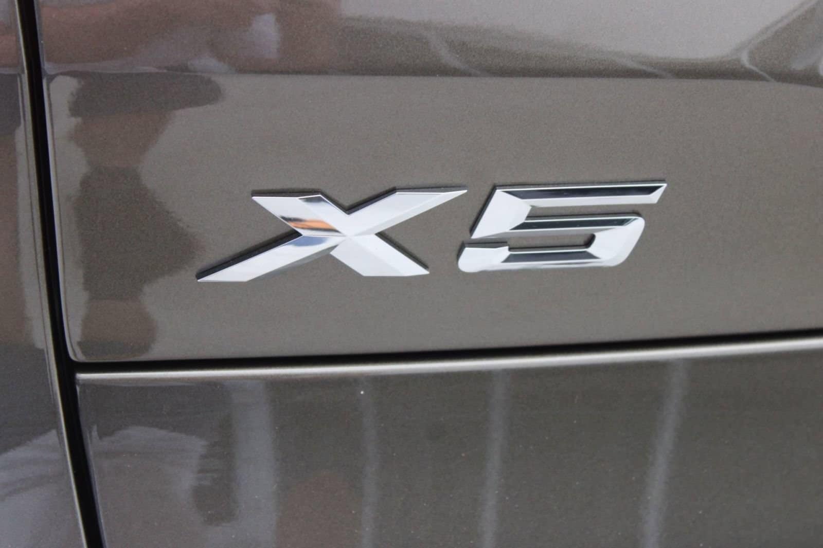 2026 BMW X5 50e - Photo 23