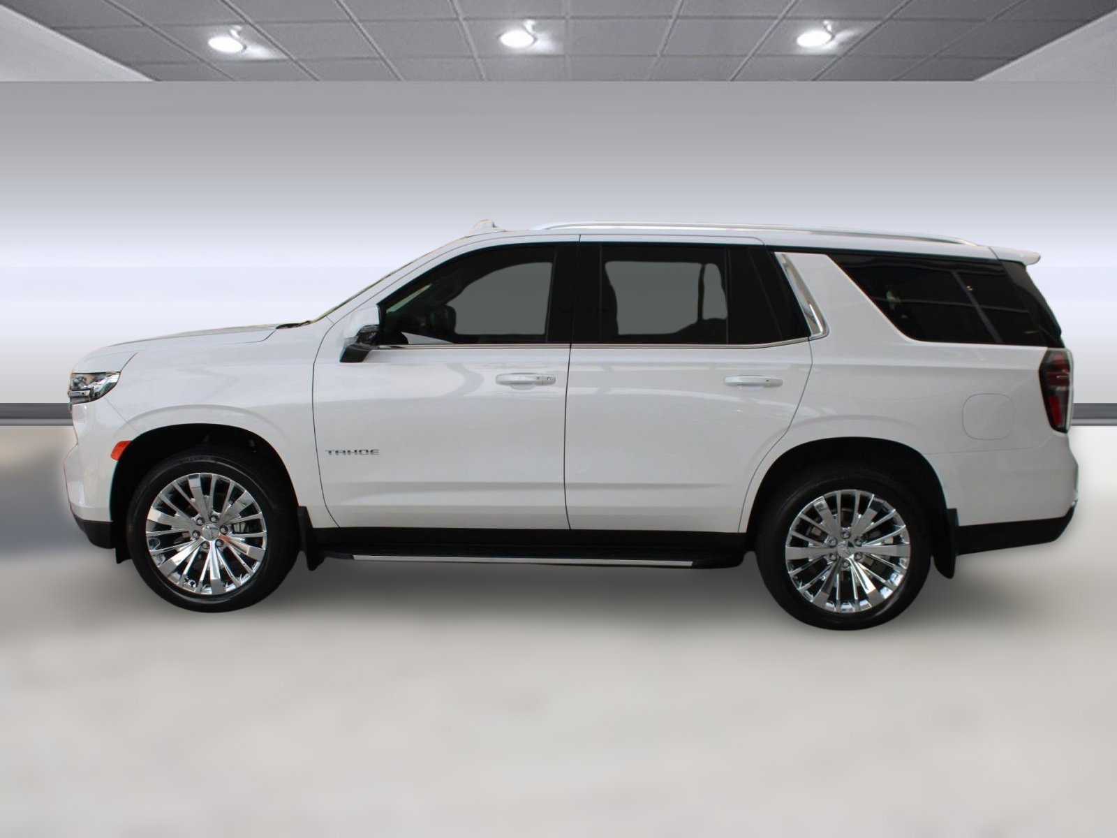 2023 Chevrolet Tahoe LT photo 2