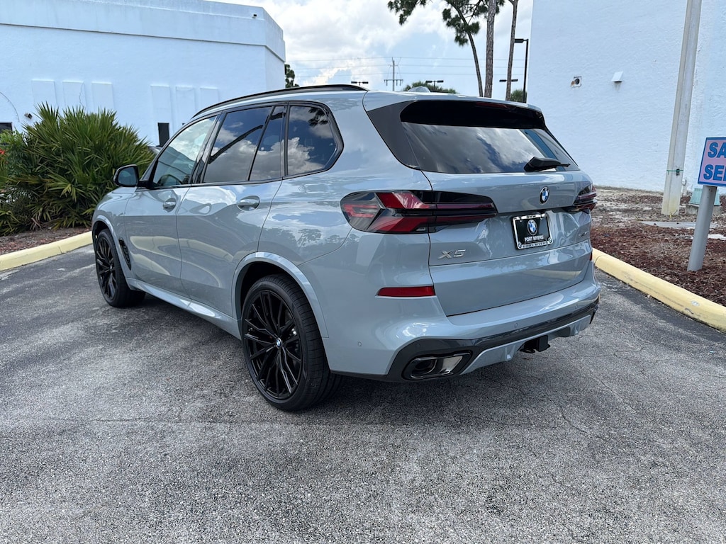 New 2026 BMW X5 sDrive40i SUV