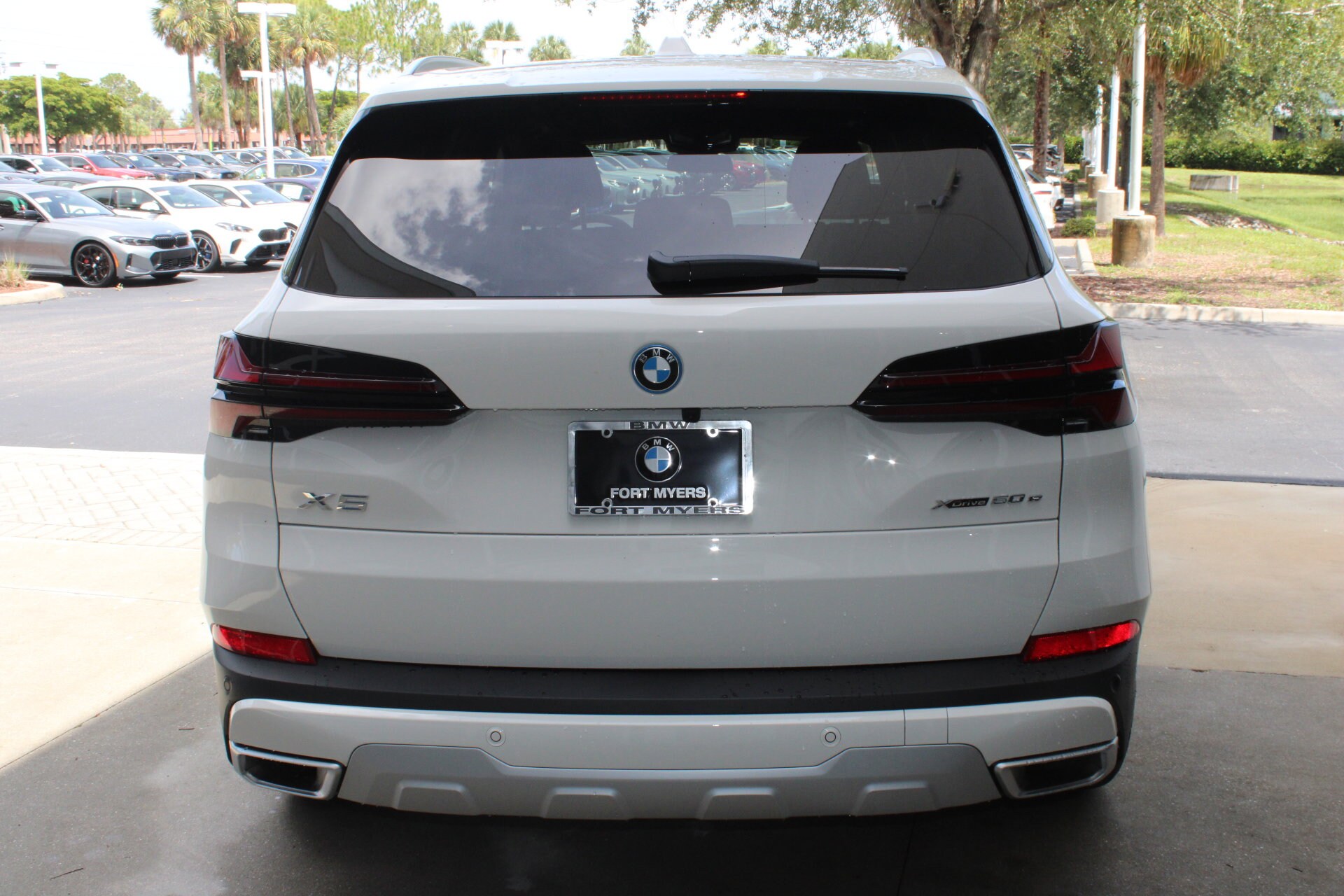 2026 Bmw X5 xDrive50e photo 4