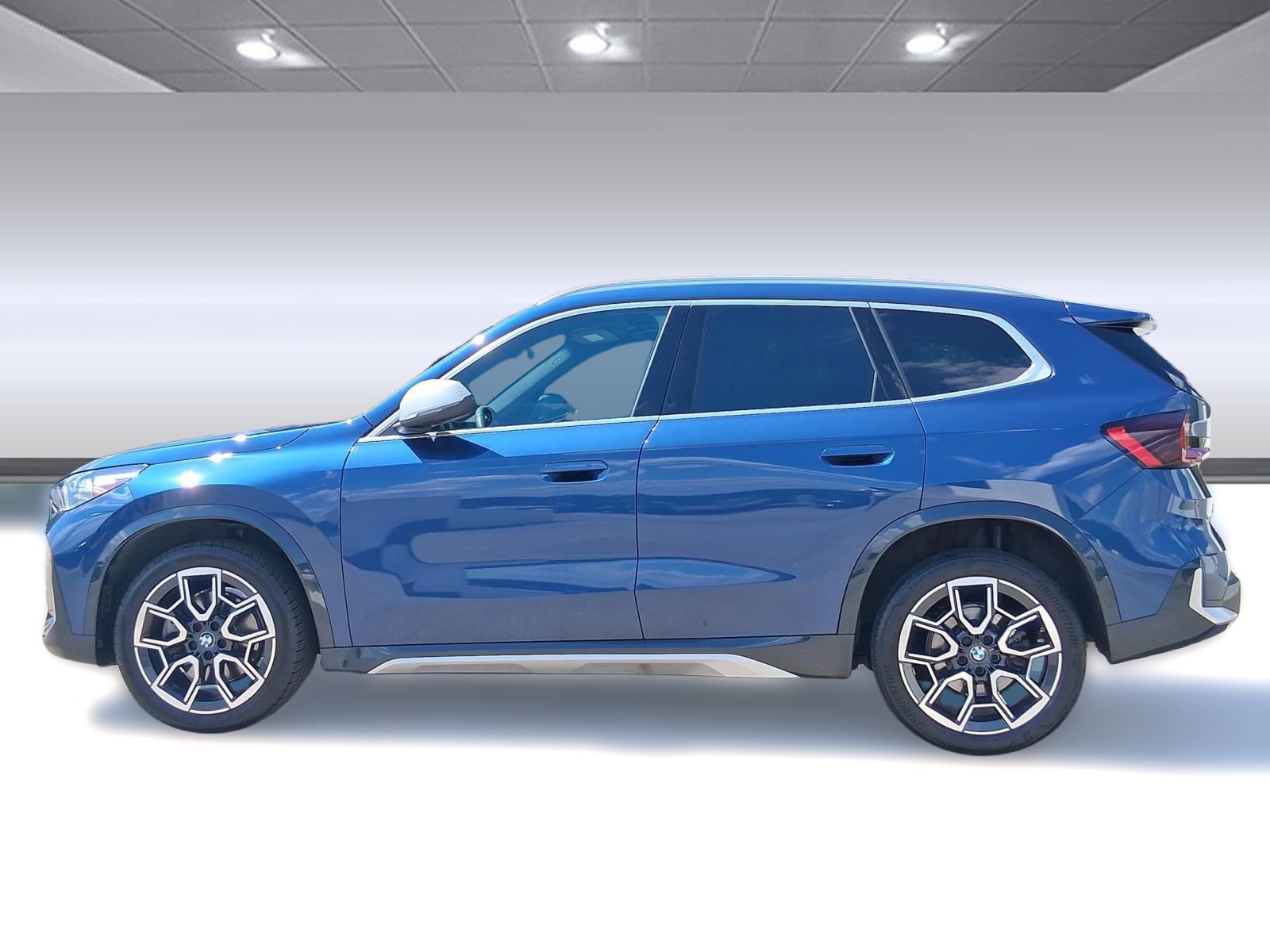 2023 Bmw X1 XDrive28i photo 2