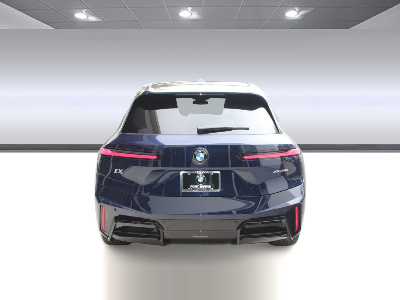 2026 BMW iX 45 - Photo 10