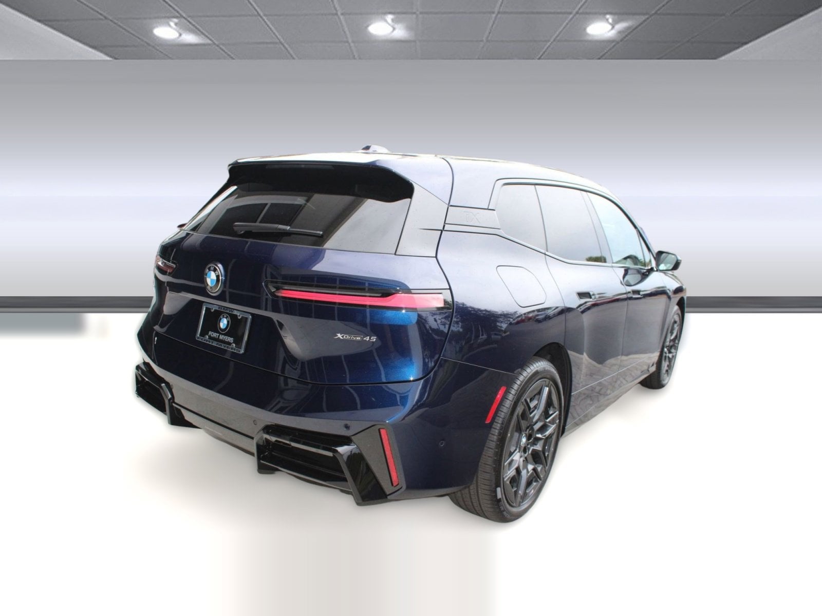 2026 BMW iX 45 - Photo 9