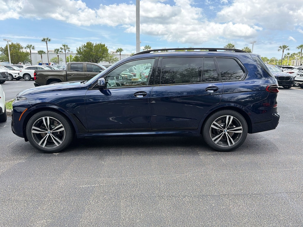 New 2027 BMW X7 xDrive40i SUV