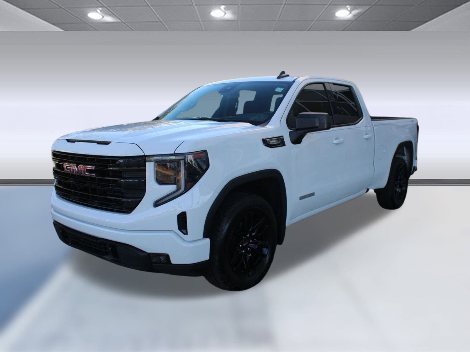 2024 GMC Sierra Elevation's photo