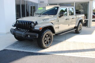 Used 2022 Jeep Gladiator Sport Truck Crew Cab for sale in Clearwater