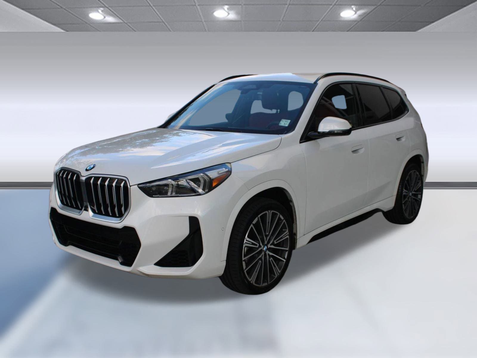 2023 BMW X1 28i's photo
