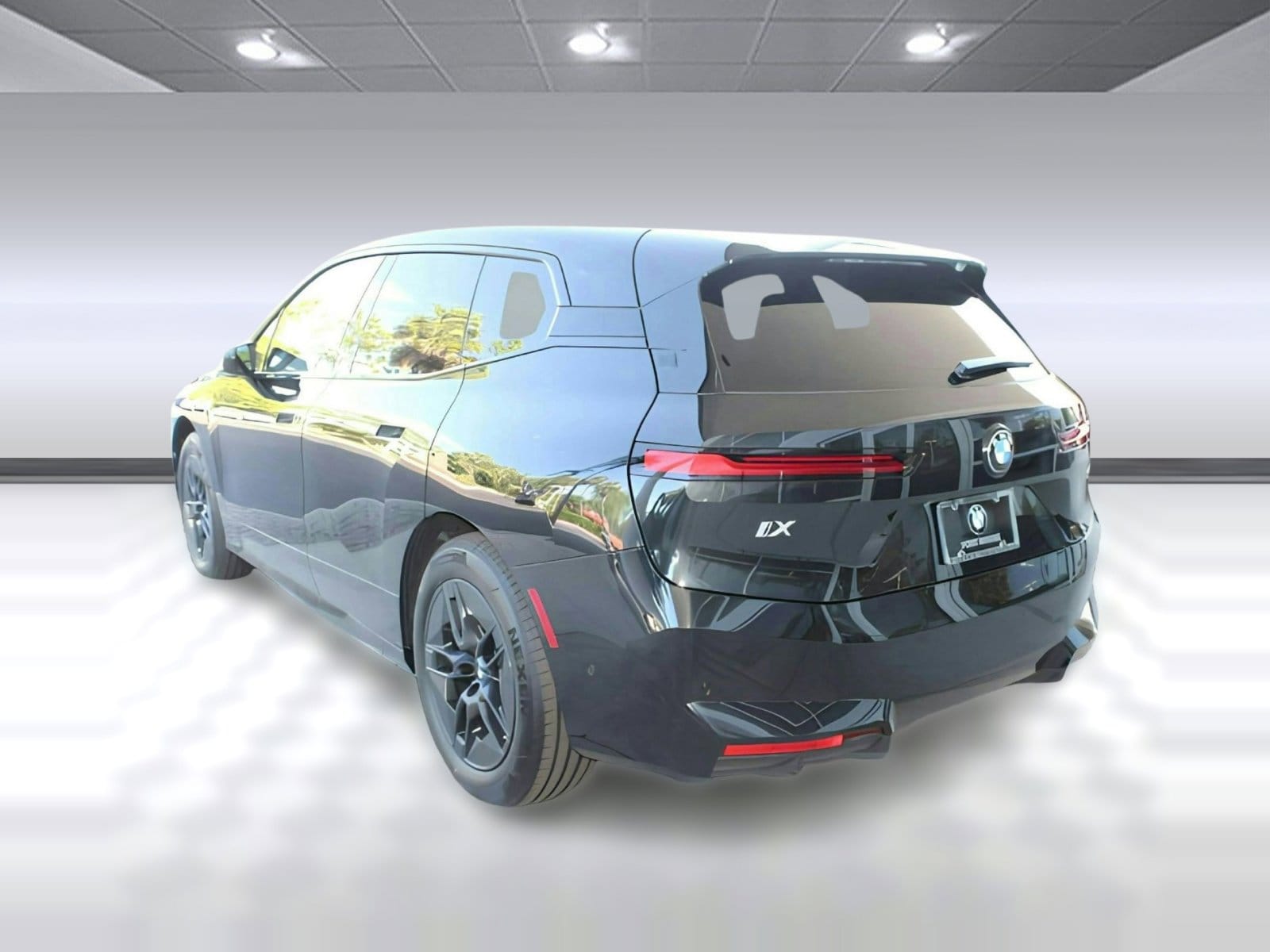 2026 BMW iX 60 - Photo 3