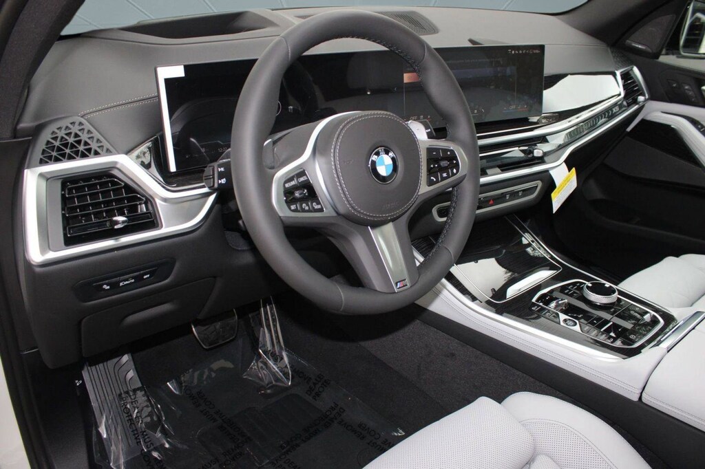 New 2026 BMW X5 xDrive40i SUV