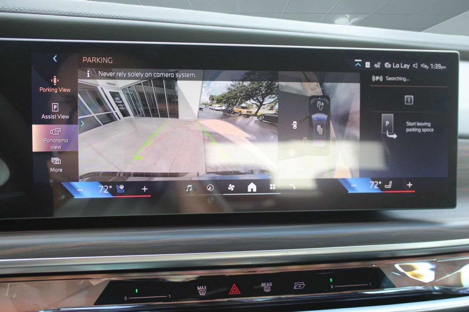 2026 BMW 7 Series 750e - Photo 25