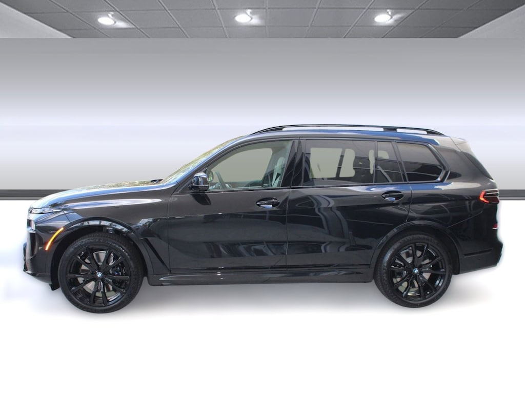 New 2026 BMW X7 M60i SUV