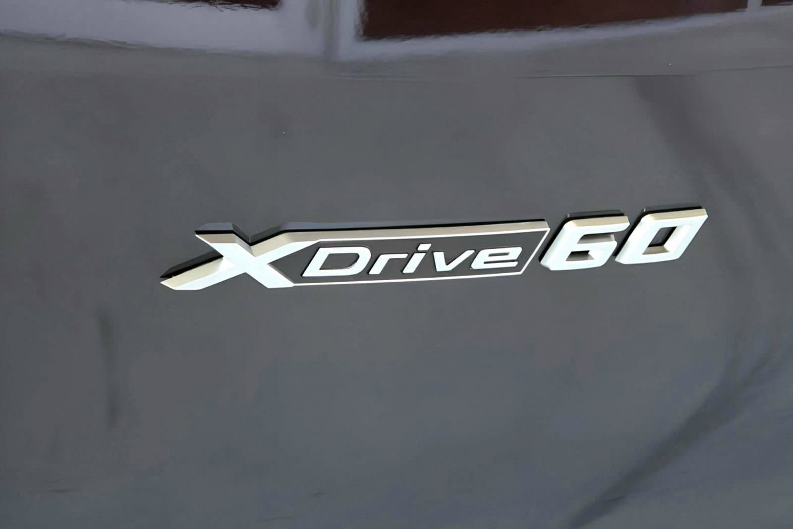 2026 BMW iX 60 - Photo 22