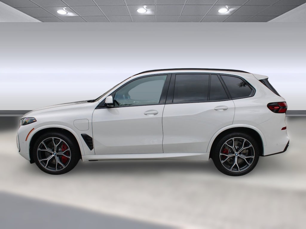 New 2026 BMW X5 PHEV xDrive50e SUV