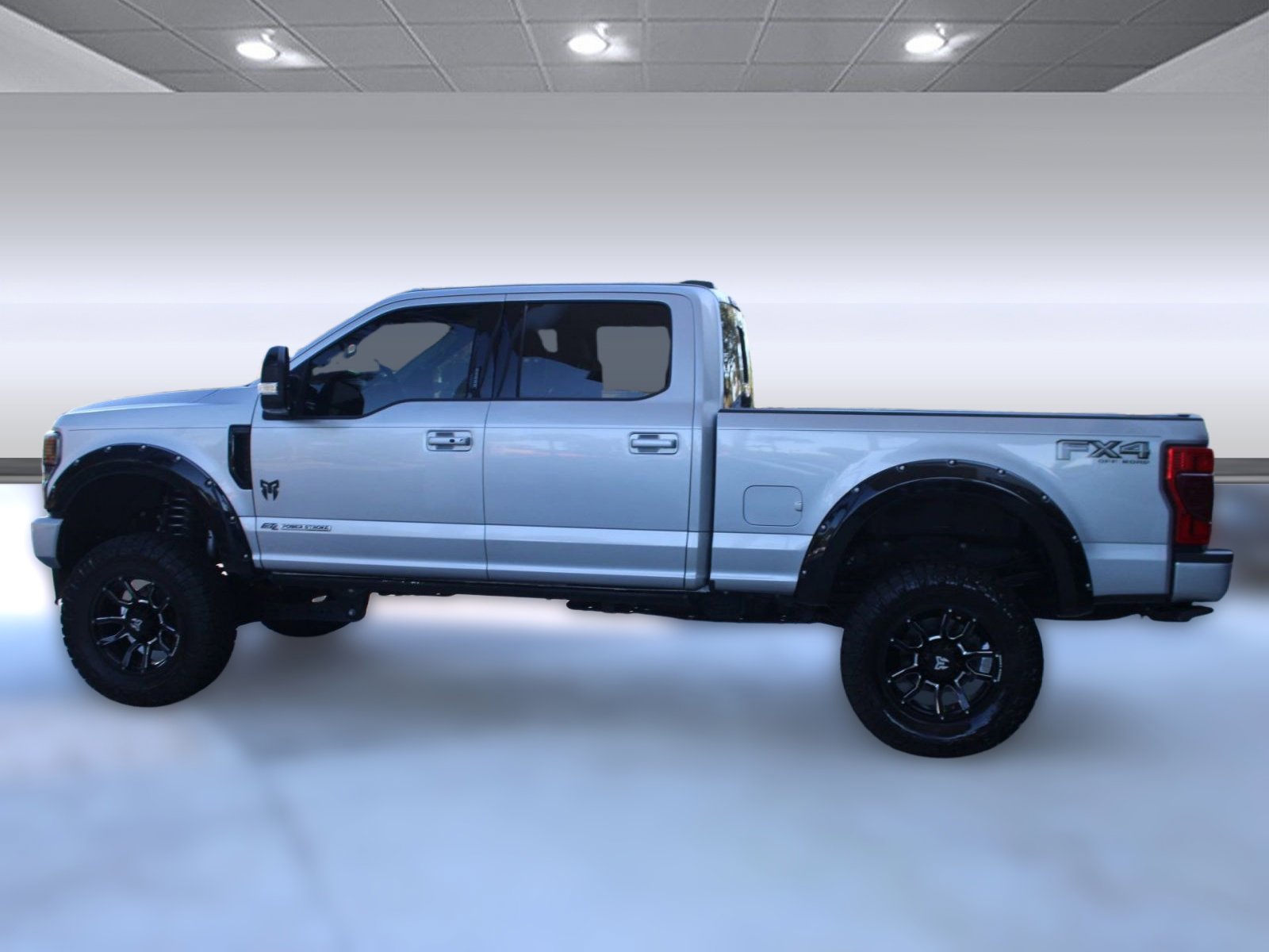 2022 Ford F-250 Lariat photo 2