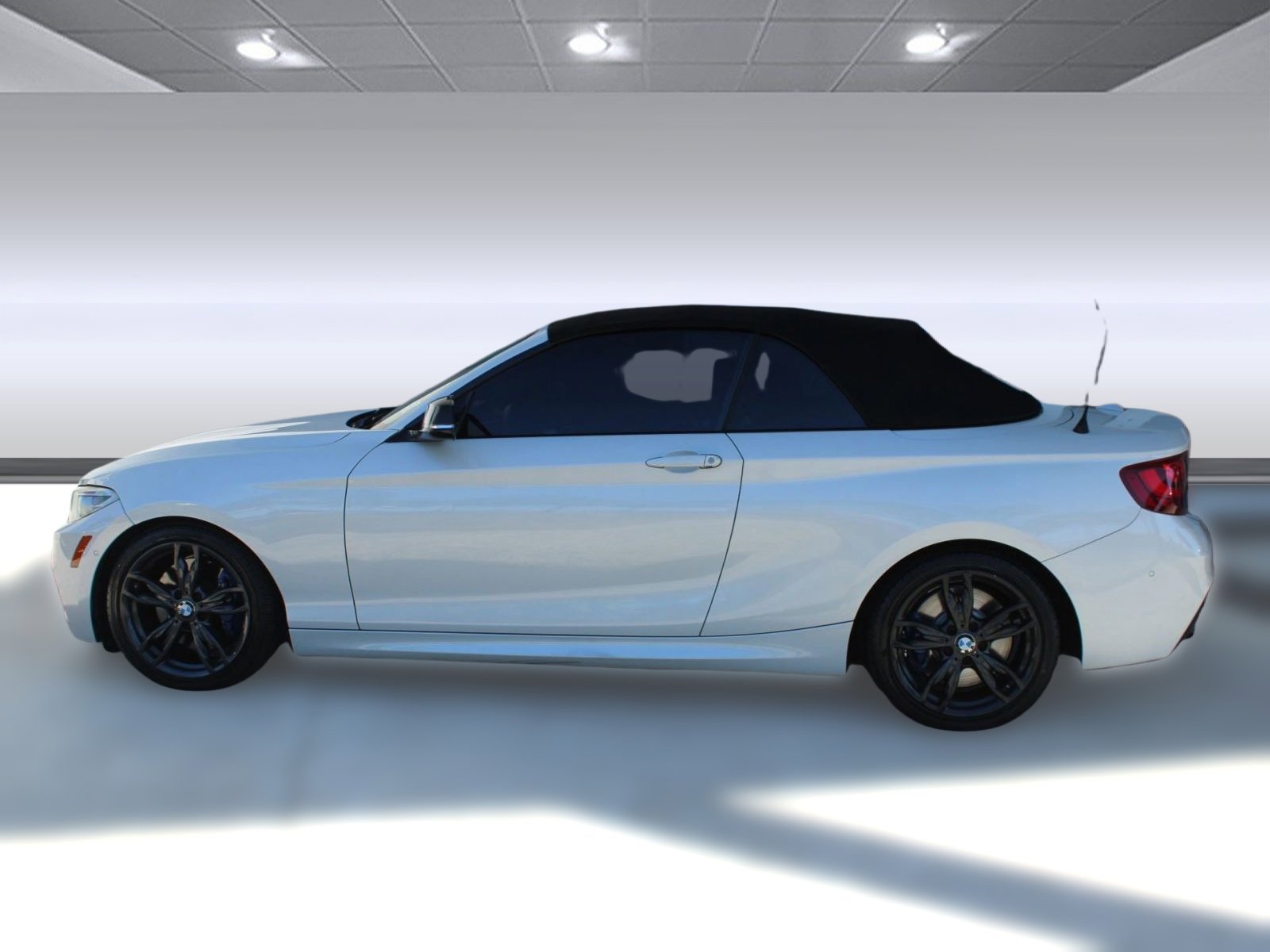 2016 Bmw M235i Convertible photo 2