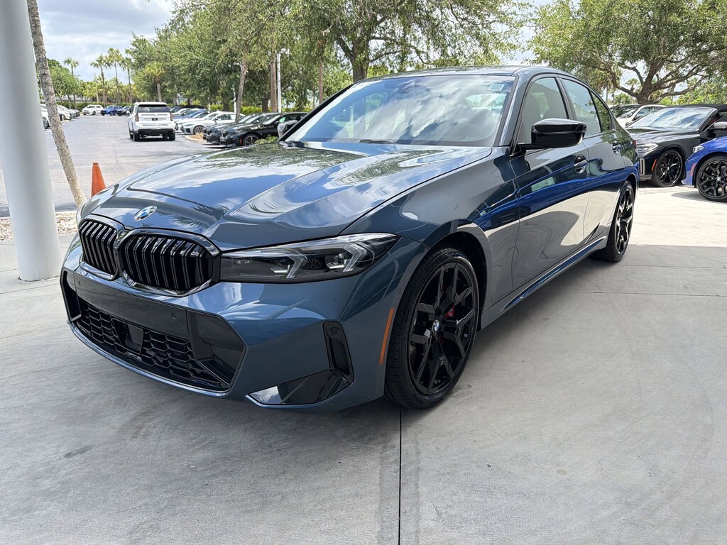 New 2026 BMW 330i Sedan