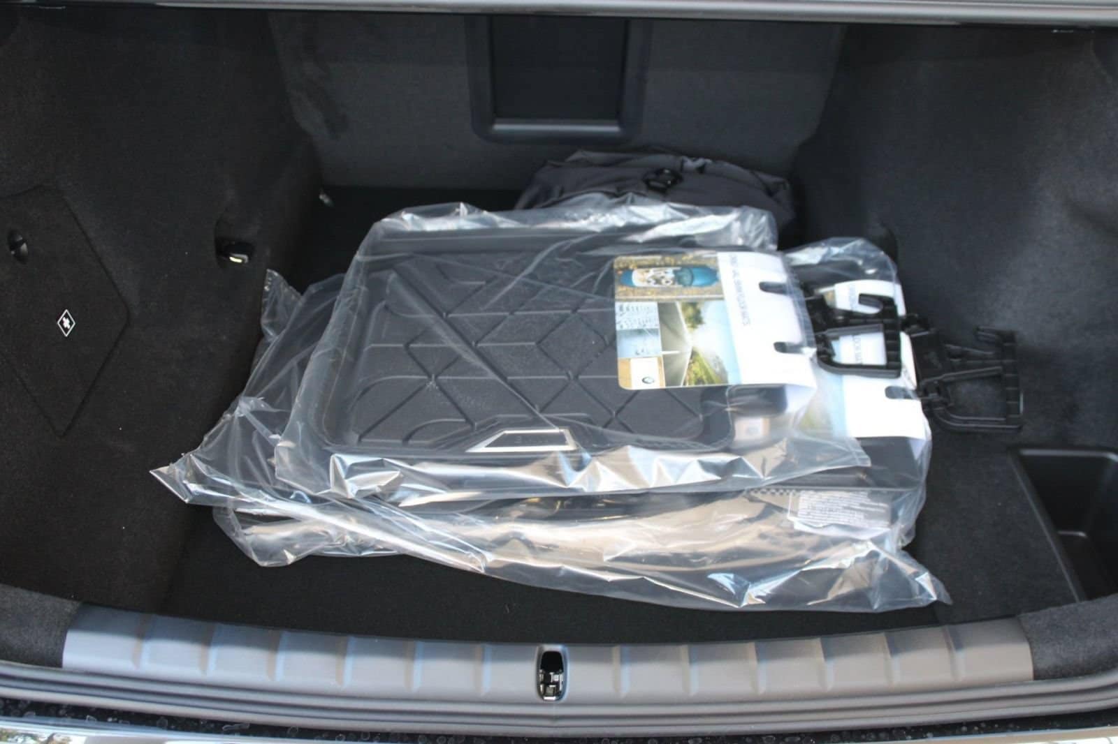 2026 BMW 7 Series 750e - Photo 29