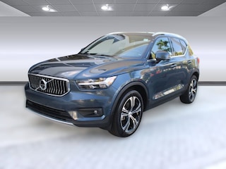 Used 2022 Volvo XC40 T5 AWD Inscription SUV for sale in Fort Myers, FL