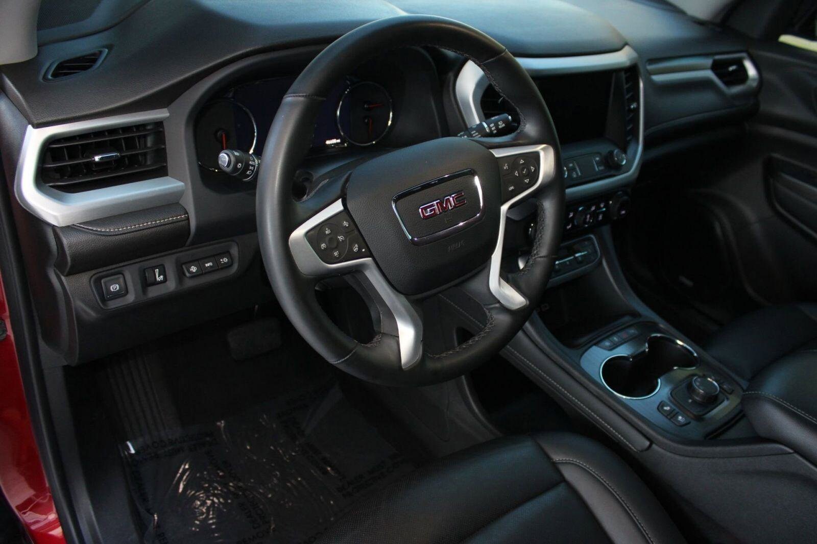 2023 Gmc Acadia SLT photo 3