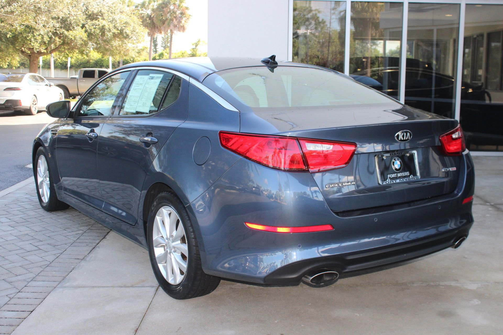 2015 Kia Optima EX photo 3